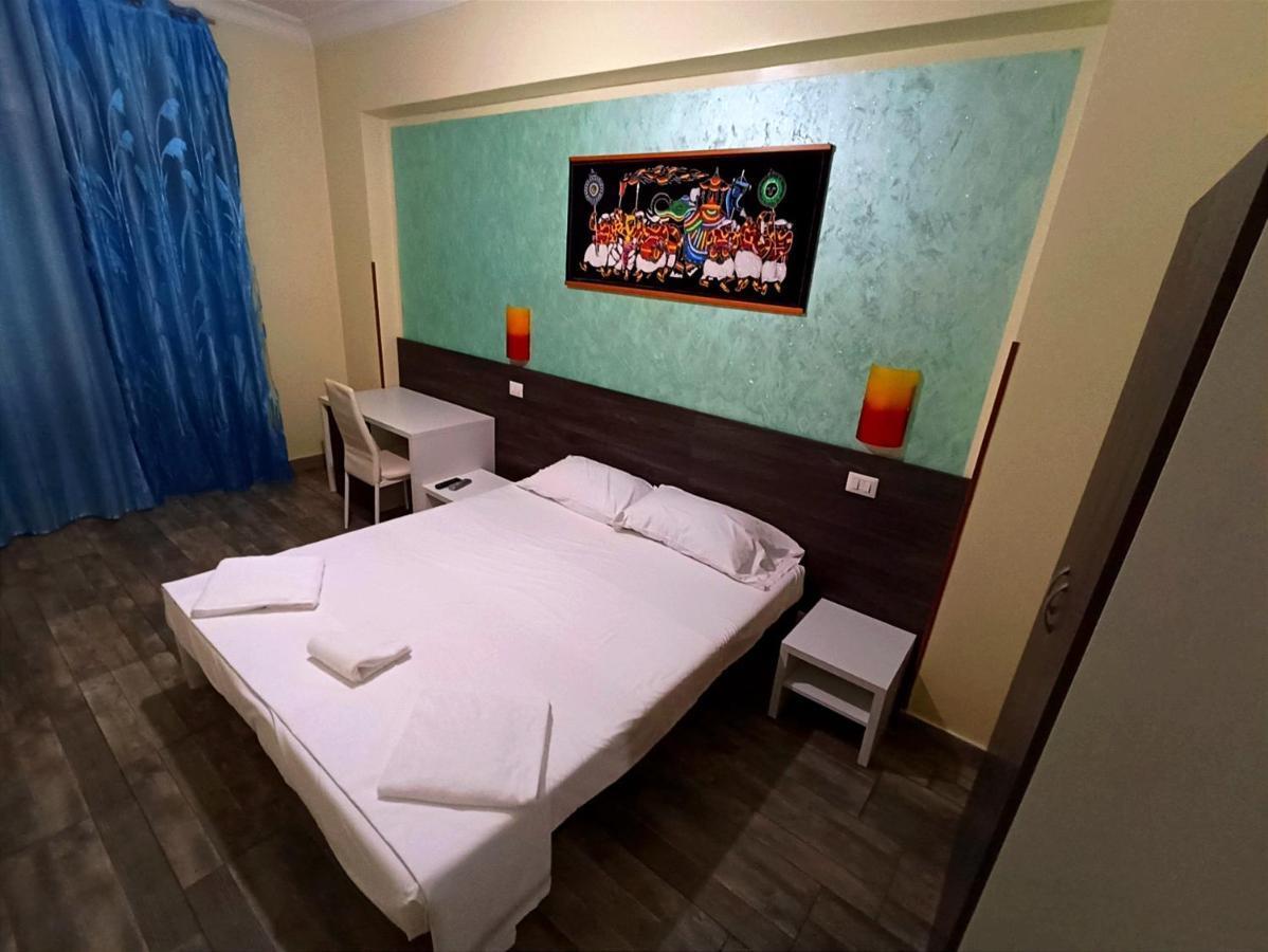 Tiburtina Guesthouse Rome Exterior photo
