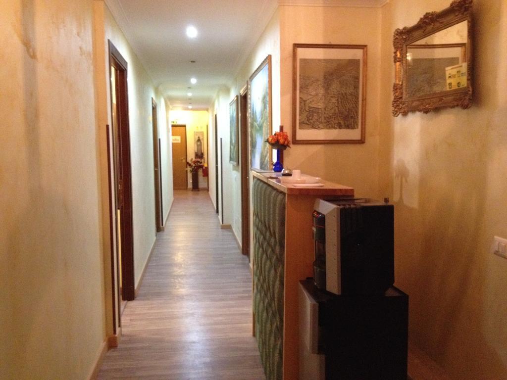 Tiburtina Guesthouse Rome Exterior photo